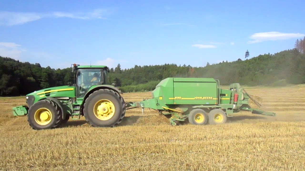 pšenice - sklízení, lisování, odvoz balíků a podmítání / porucha lisu na hranaté balíky / ZD Lešná