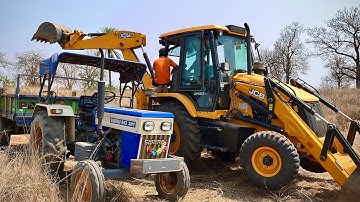 Jcb 3dx Backhoe Machine Loaded Red Mud In Swaraj Tractor And Mahindra Tractor For Making Pond