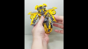 Transformers Bumblebee Baiwei Wasp Warrior - KO Studio Series SS49 Hasbro