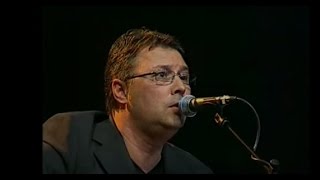 Zemlja i stina - Hari Rončević i klapa Cambi chords