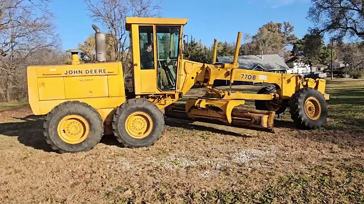 1987 John Deere 770B Motor Grader - Selling on BigIron Auctions - December 17, 2025