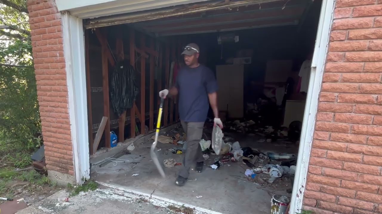 Garage cleanout in Fort Worth, Texas!! Part 1