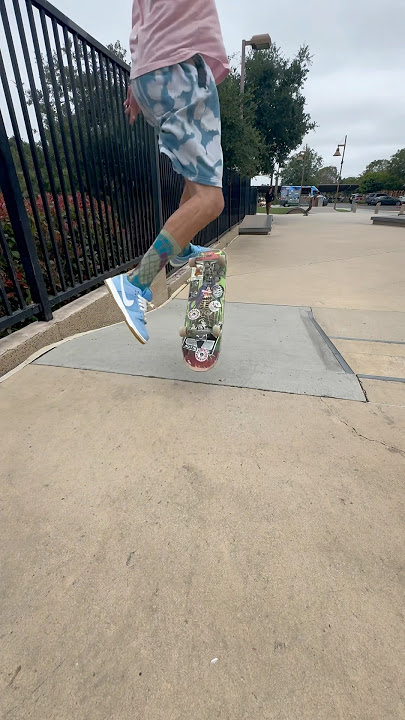 🛹✔️…Instagram - @rezas #nike #nikesb #pov #skate #progress #double #kickfllip