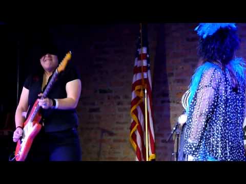 Candye Kane w/ Laura Chavez play the Blues Blast A...