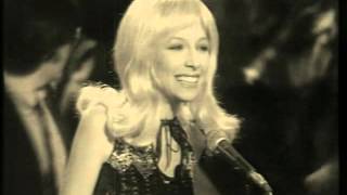 Lena Zavaroni Penny Lane 1982 - YouTube