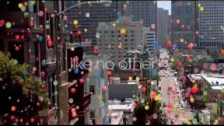 Sony Bravia LCD TV Advert (Bouncy Balls) \& \\