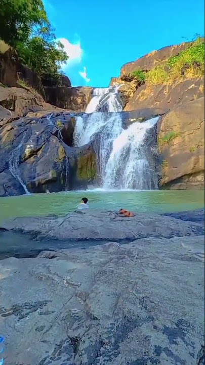 Story' wa pemandangan air terjun yang sangat indah#Shorst#waterfall