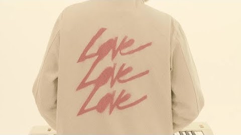 Dolphin Love - BANGALOW (official video)