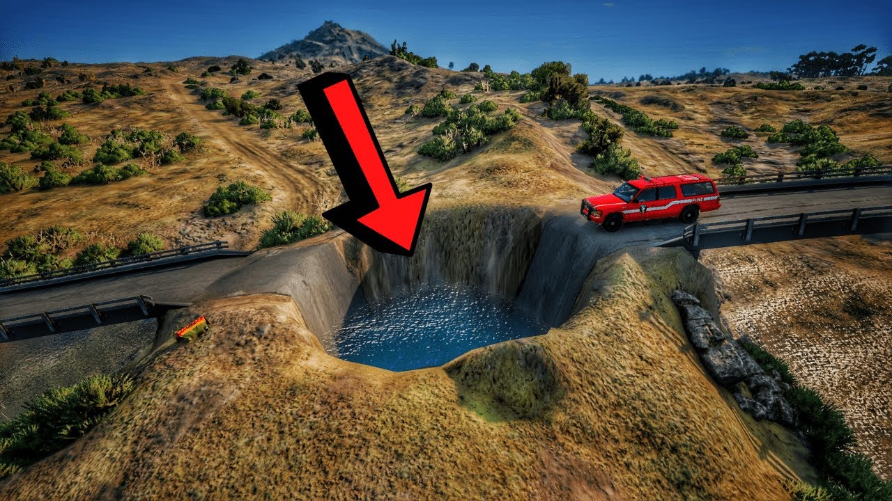 CARS VS GIANT PIT DEEP WATER #17 - BeamNG Drive!