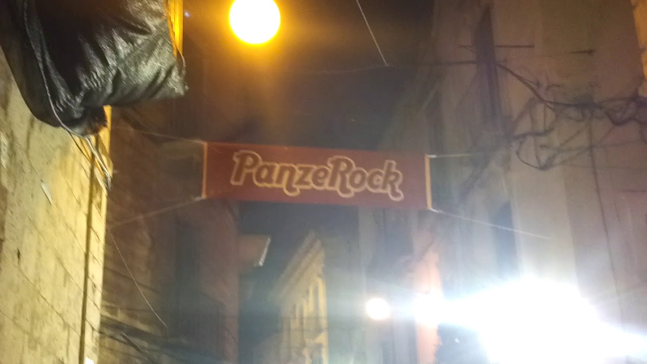 Molta gente / Many people, PanzeRock, Putignano, BA, Puglia / Apulia, Italy