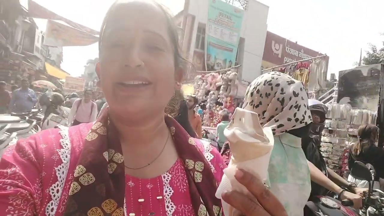 आज गए देहरादून शॉपिंग करने मार्केट में मिली हमे||pahadi lifestyle vlog||thethpahadiusha 