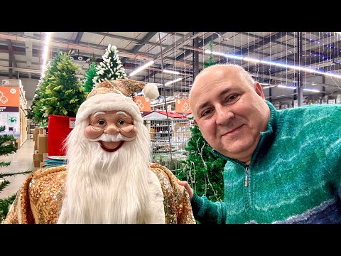 Тбилиси. Большие скидки на новогоднюю продукцию в гипермаркете «Домино».