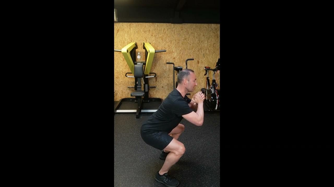 Squat au poids de corps YouTube
