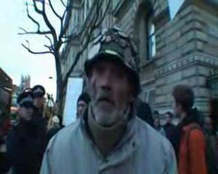 Right to protest demo. Brian Haw injured by Police.