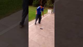 Franco De 8 Años Rompe Su Celular Con Martillo Porque Si