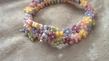 Make a Beautiful Memory Wire Bracelet - DIY Style - Guidecentral