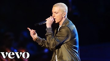 Eminem - Looking At Me