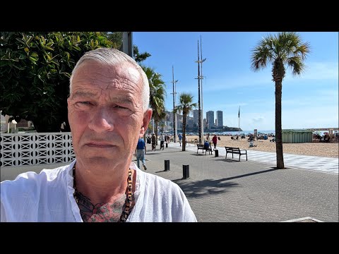 Paul Thorpe Is Live From Benidorm - Messages Get Heated!