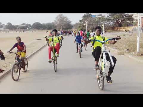 VTT DANS LE LYCEE DE TOKOIN LOME