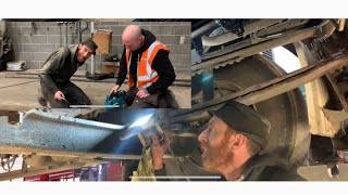 How to clean out oil spinner Scania + sump removal, Mikita Peters new grease gun, hand brake cable screenshot 2