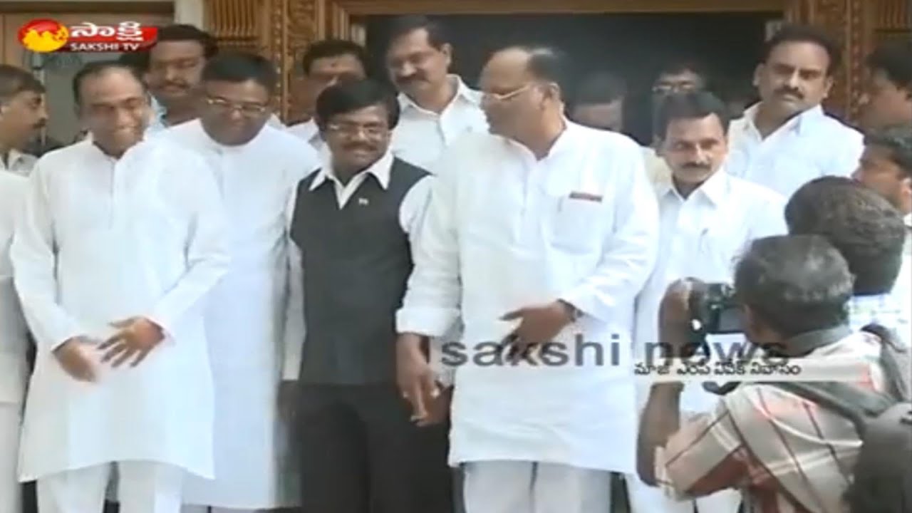 Senior Congress Leaders to Join TRS || All Set - Watch Exclusive