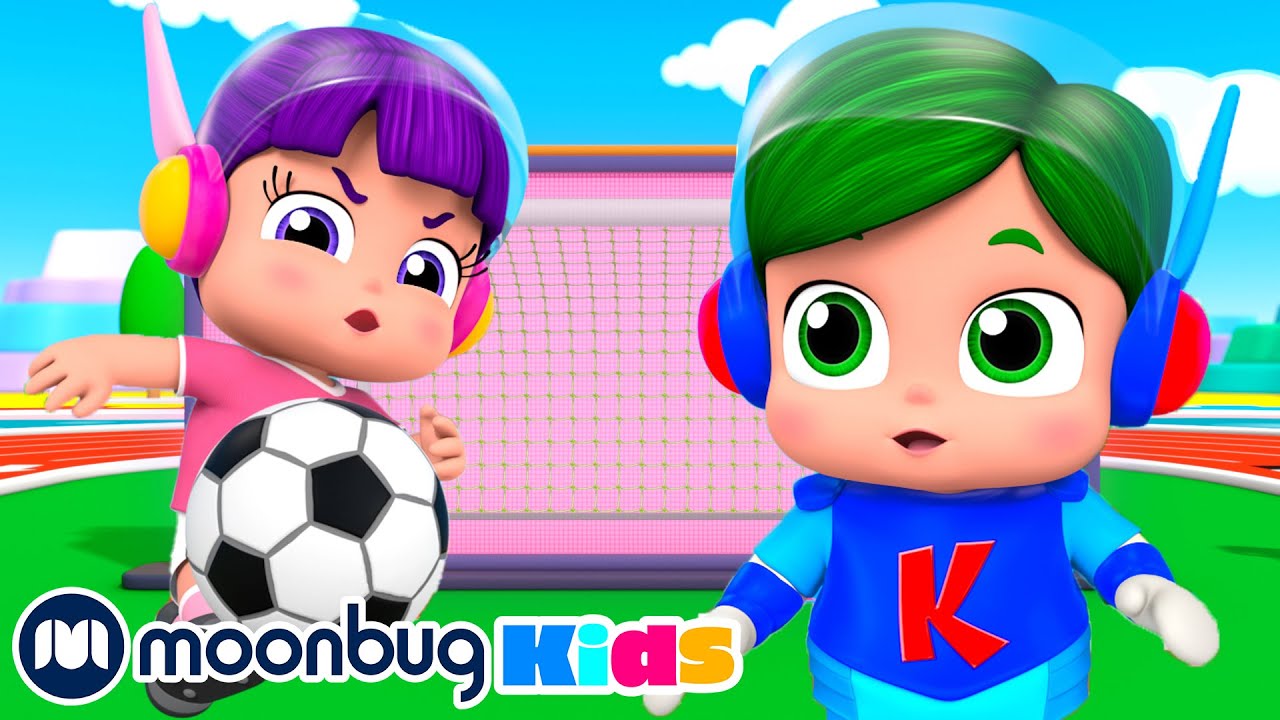 ⚽ Soccer Obstacle Challenge! ⚽| KIIYII KARAOKE! | World Cup 2022 | Sing Along With Me! | Kids Songs