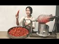 E19 cooking crayfish in popcorn popper boomyour spicy crayfish is to be served immediately