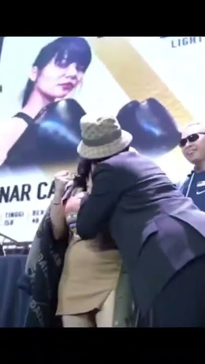 Nikita Mirzani cium bibir Dinar Candy sebelum pertandingan#shorts #nikitamirzani #dinarcandy #tinju