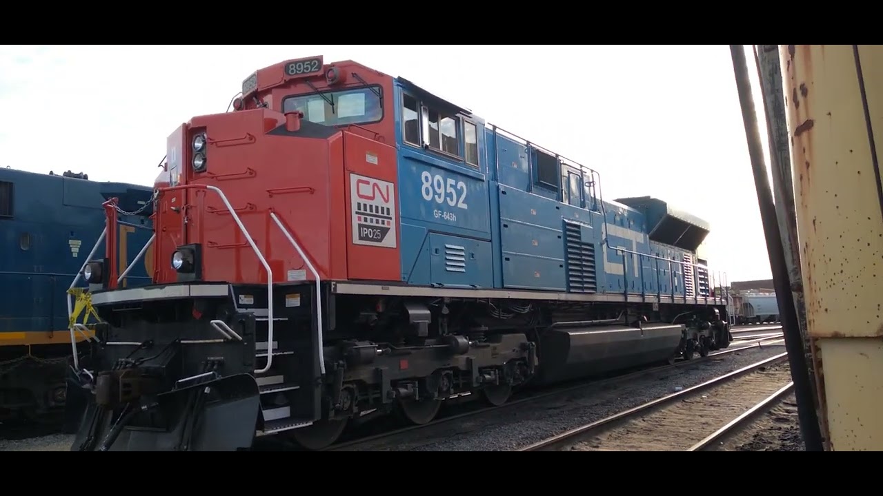 7:20 tonight in the csx Goodman Street yard here sits CN/GT-8952 going ...