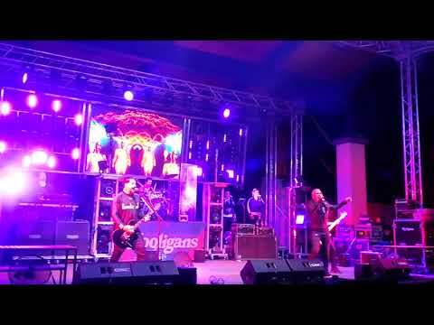 Hooligans - Idegen