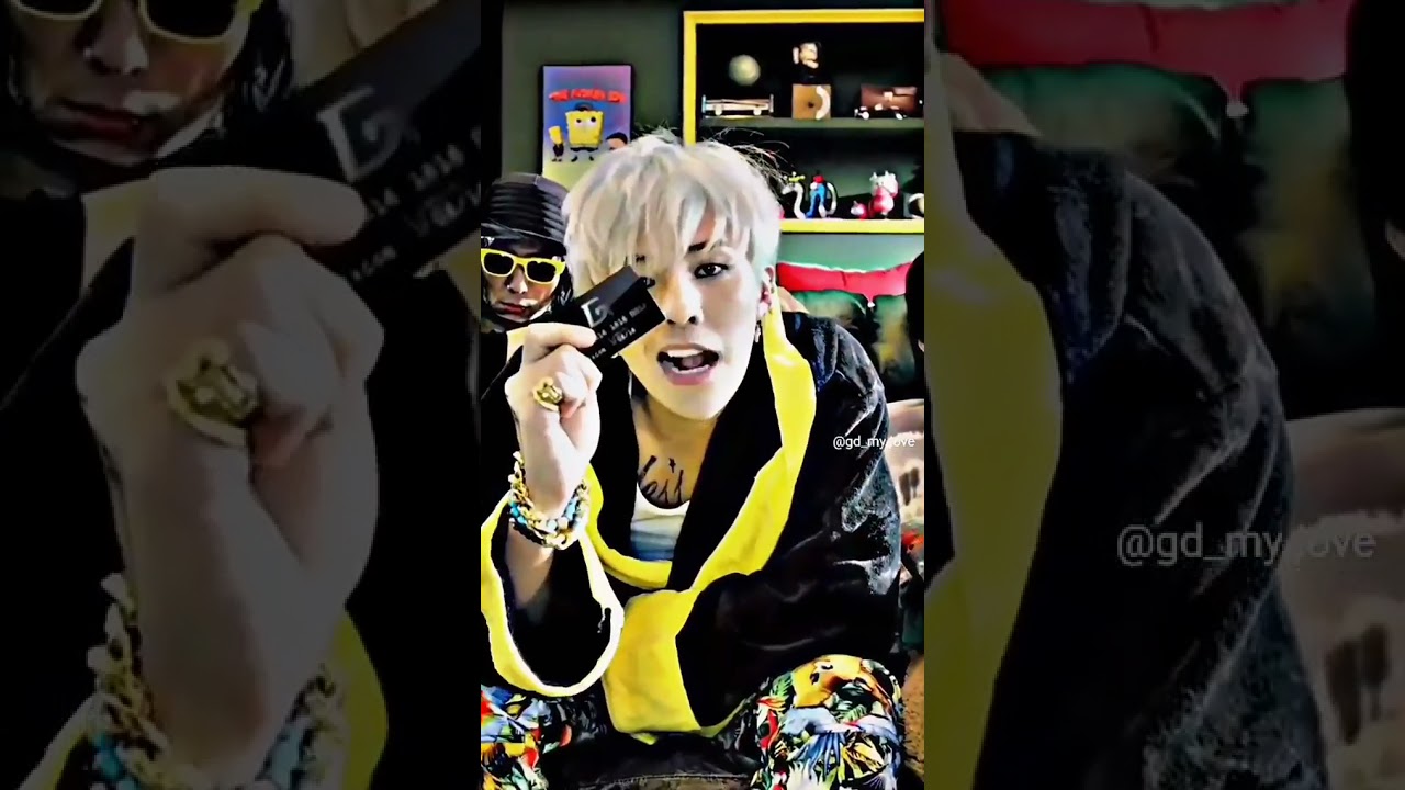 GD flexing his Black card 