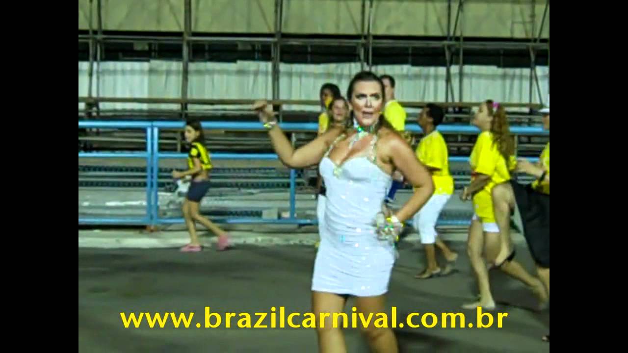 girls like you Joyful Brazil Dance: Andreia Samba Dancing Rio Carnival 2012