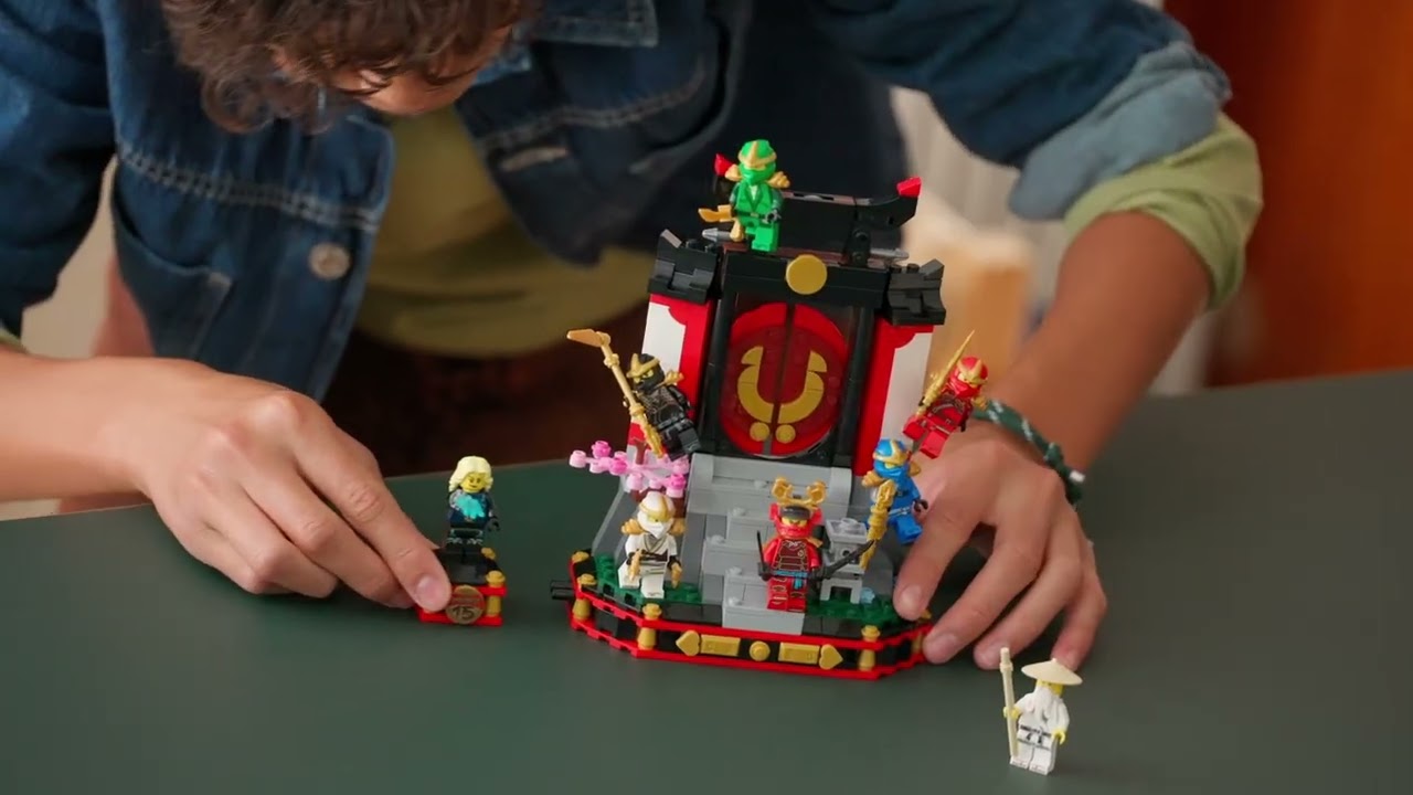 LEGO NINJAGO Ninja Karakteri Sergileme Modeli 15. Yıl Dönümü 71866