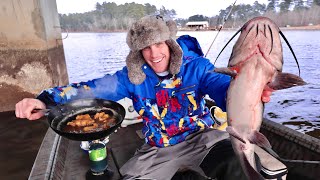 Winter Catfish Catch and Cook on my Boat!