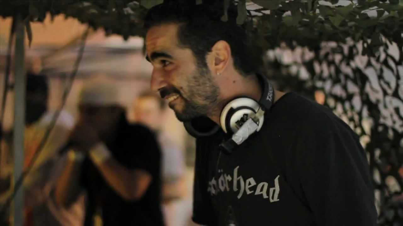 White Rabbit Street Party - Camden (Lockstock Festival 07/07/2011)