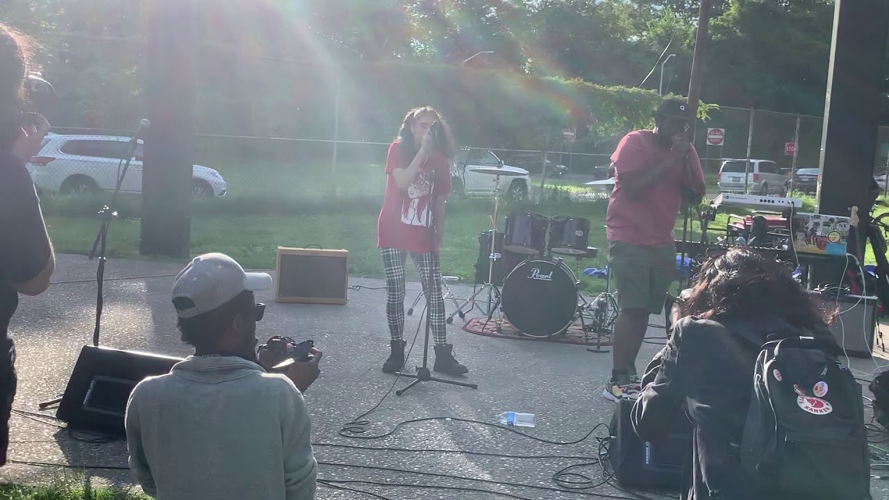 5!Alive at Bronx Park East