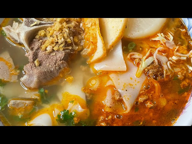 How to make Kasoy - Mien / Lao noodle soup class=