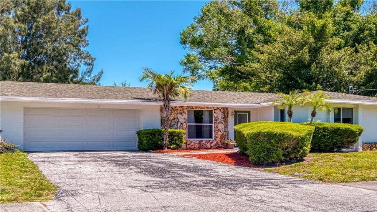 102 SHORE DRIVE W, OLDSMAR, FL Presented by Vommaro Group. YouTube