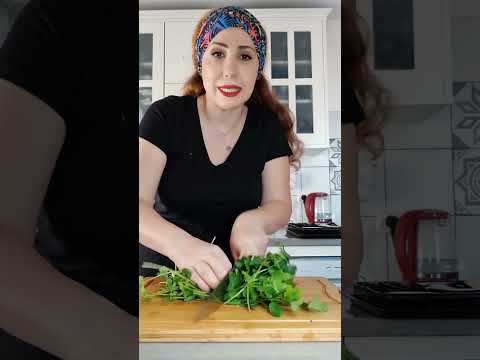 Быстрые помидоры с чесноком и зеленью#закускарецепт
