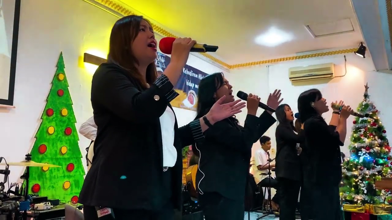 Yesus Raja Damai medley Sembah dan Puji Dia (Natal 2025 GKAI Hosana)
