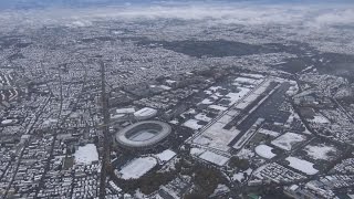 都心積雪、１１月初めて 転倒事故相次ぎけが人も
