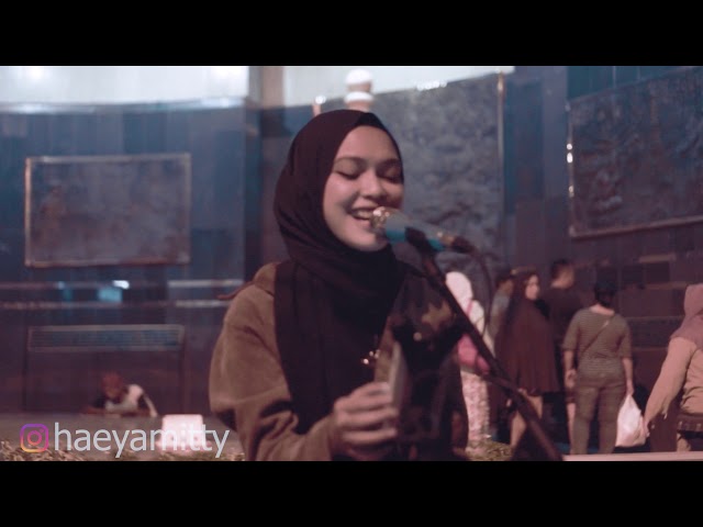 Roman Picisan -  Mitty zasia Live Cover Tugu Yogyakarta ( Dewa 19 ) class=