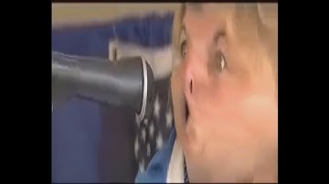 Hog Calling Contest (Content Aware Scale)