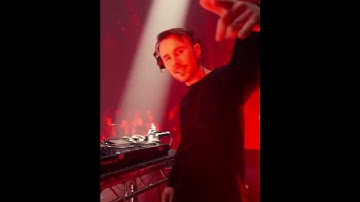 Thumbnail of Metrik x ÆON:MODE - Awake (VIP)