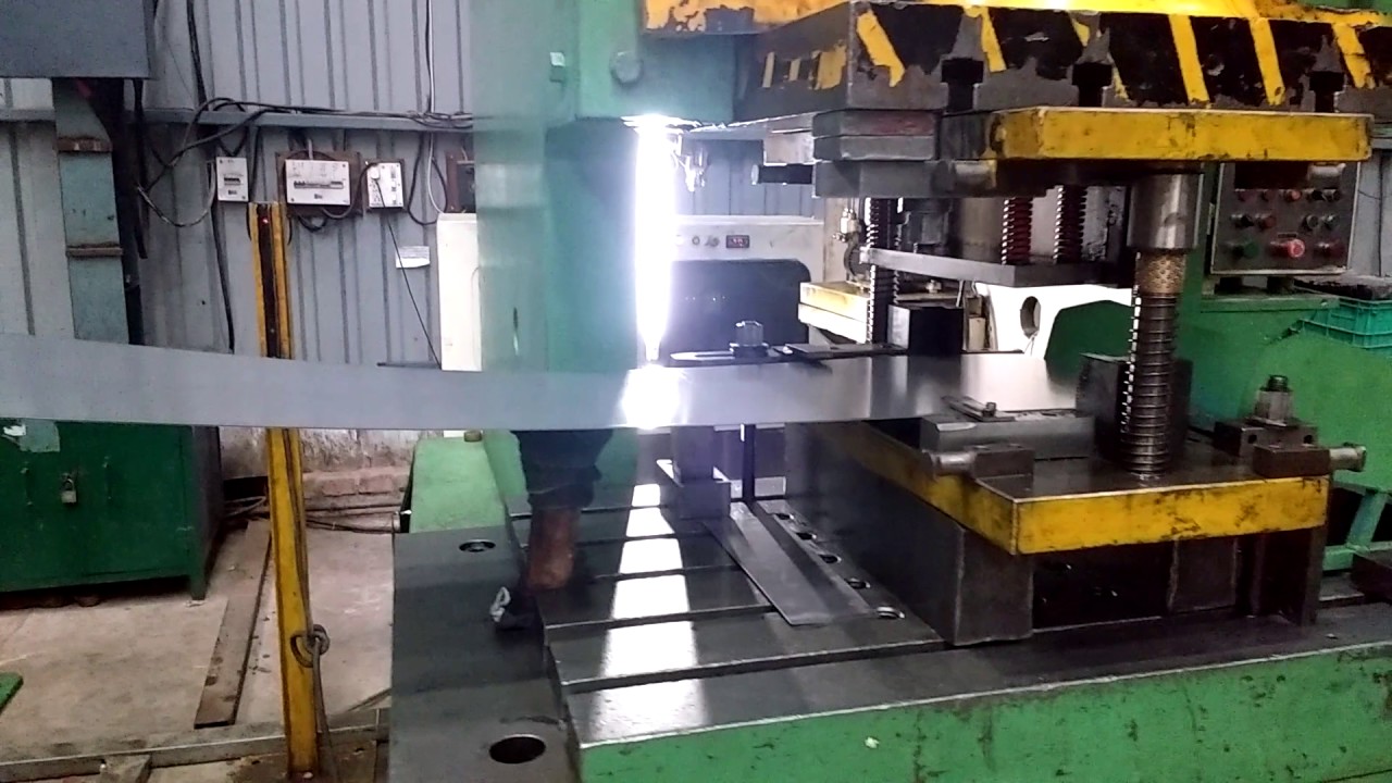 Amit Engineers De Coiler 700mm