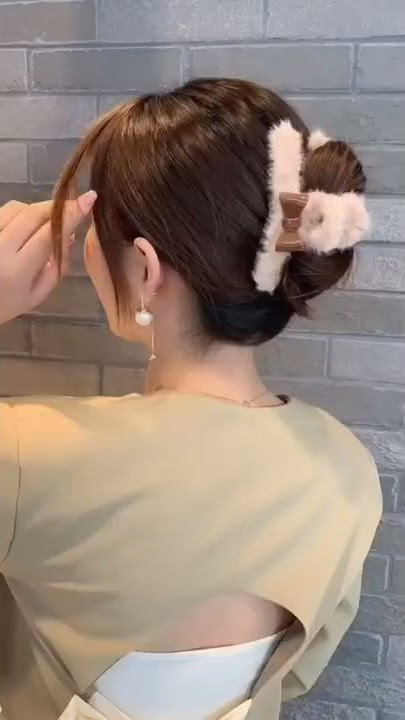 Tutorial on using hair ties #shorts #fashion