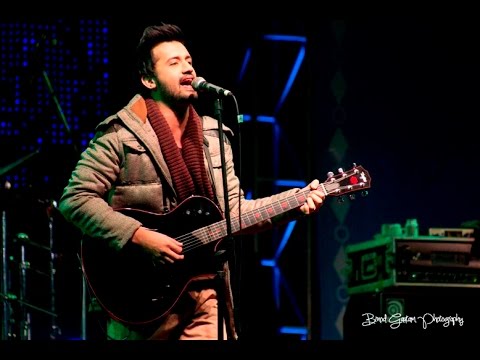 atif-aslam-heart-touching-performance-at-star-gima-awards-2015-bollywood-songs