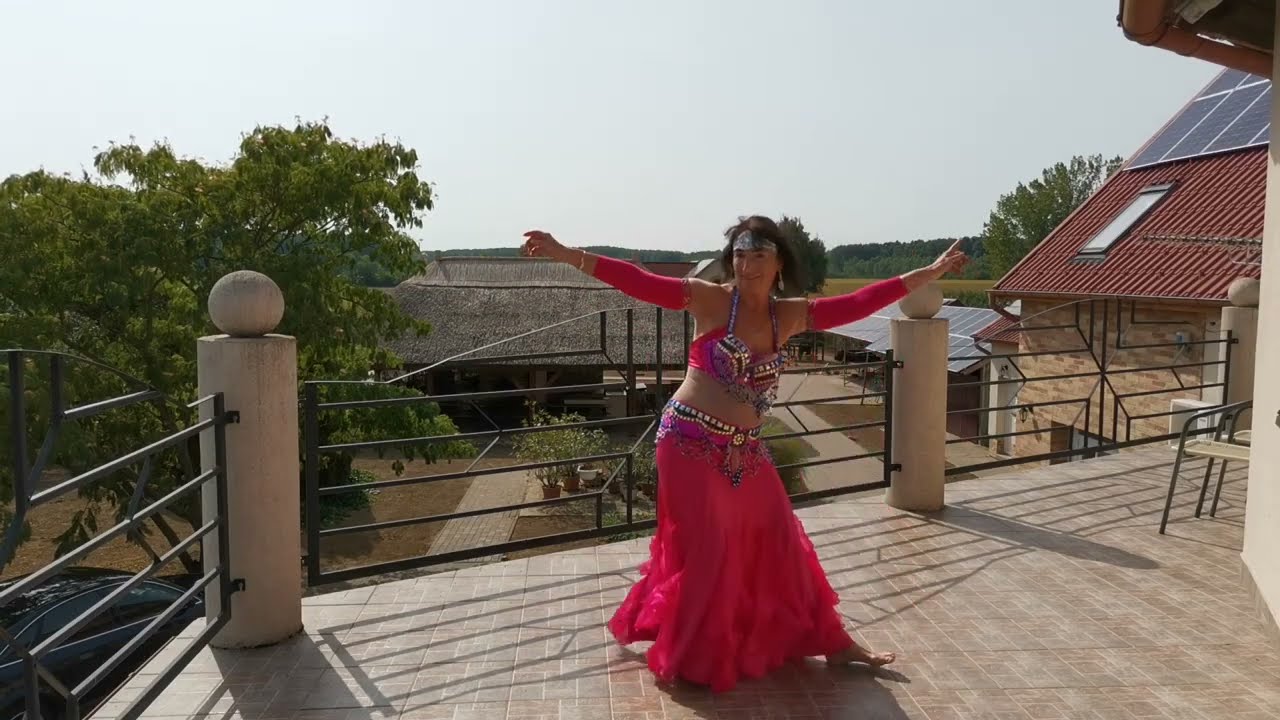 Desert Caravan - Aaron Kenny  -bellydance- by Aisha