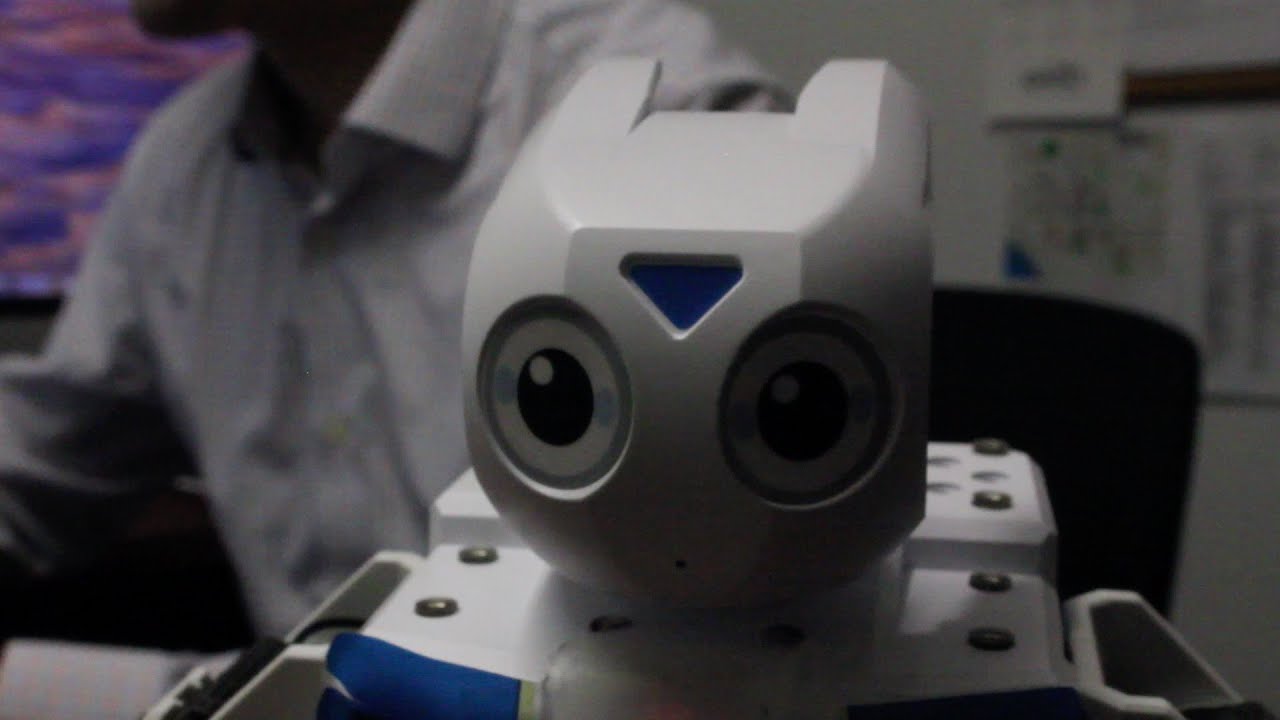 GW professor designs robots to help autistic children - YouTube