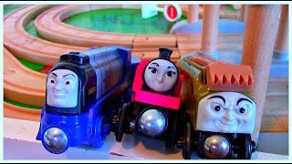 Thomas and Friends Wooden Railway Racing Vinnie & Ashima | The Great Race | Playing with Trains